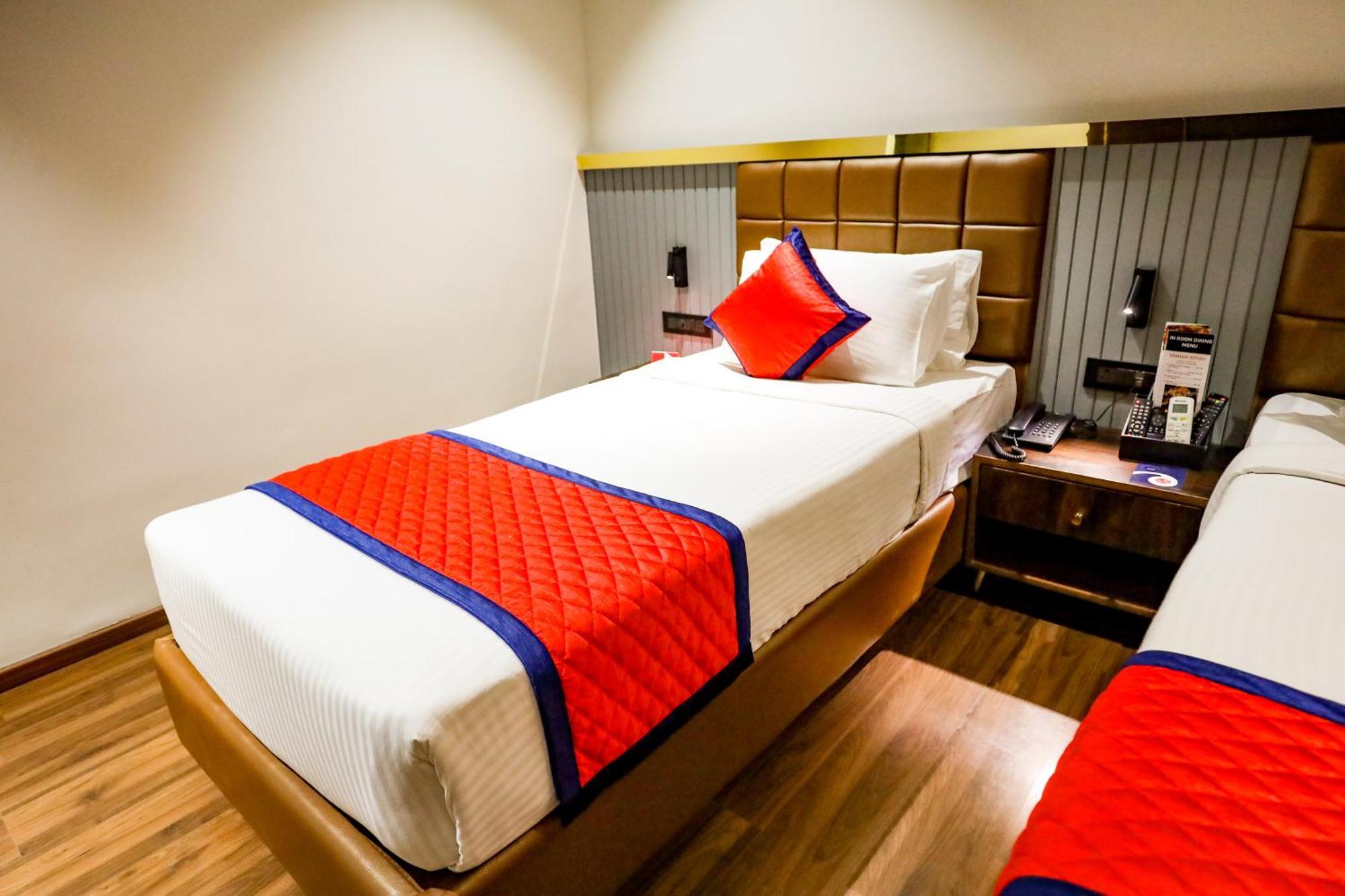 Spree Manor Hotel ออรังกาบัด ภายนอก รูปภาพ