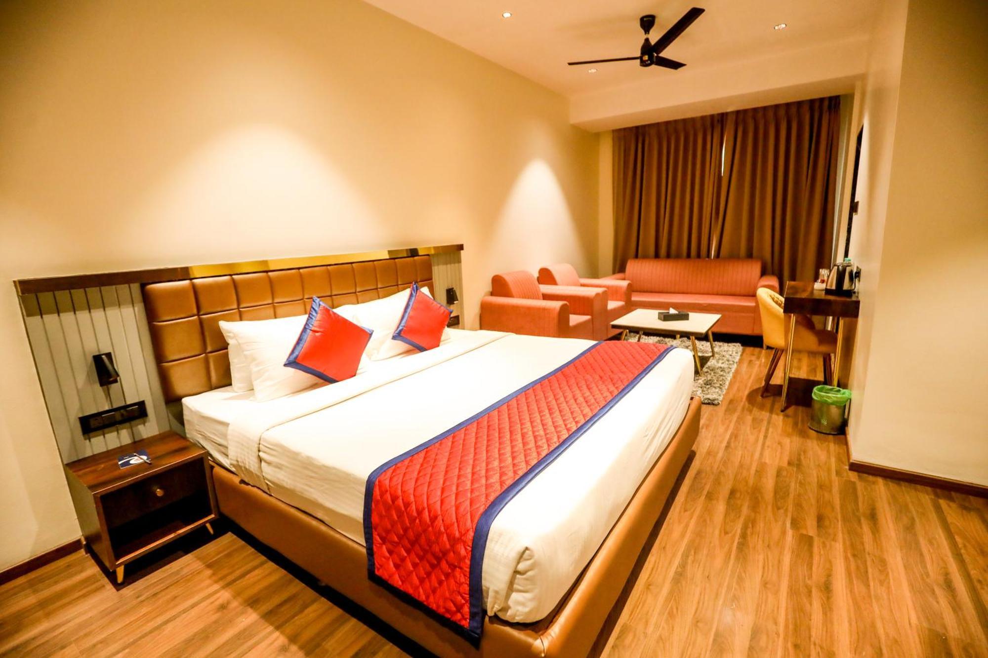 Spree Manor Hotel ออรังกาบัด ภายนอก รูปภาพ